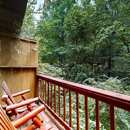Bear Hugs Hotel Pigeon Forge Buitenkant foto