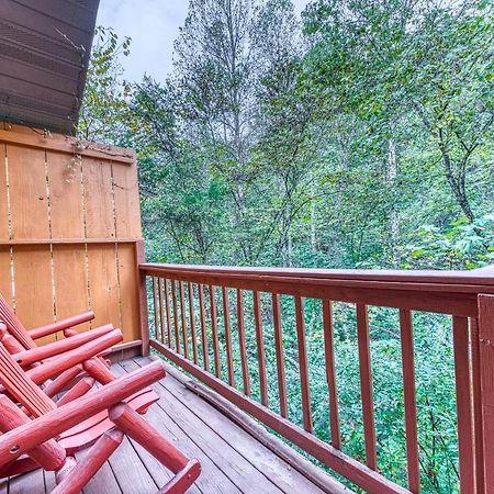 Bear Hugs Hotel Pigeon Forge Buitenkant foto